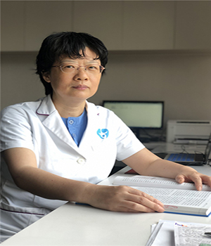 姓名：刘云
职位：柬中国际生殖医院 资深胚胎学家
擅长：妇产科及生殖医学科